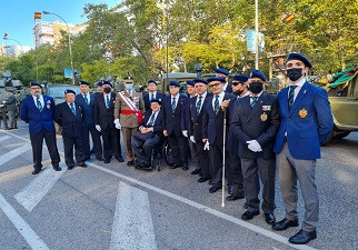 Quince militares y guardias civiles con discapacidad desfilaron por la Fiesta Nacional